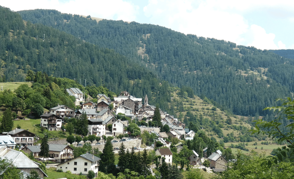 Serrurier Beuil ouverture porte cave