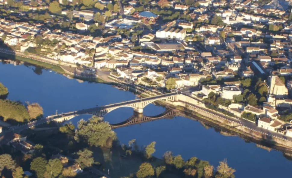 Serrurier Castillon ouverture porte cave